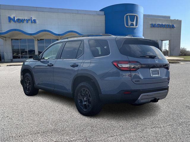 new 2025 Honda Pilot car, priced at $48,259