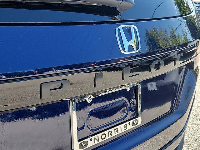 new 2025 Honda Pilot car, priced at $44,815