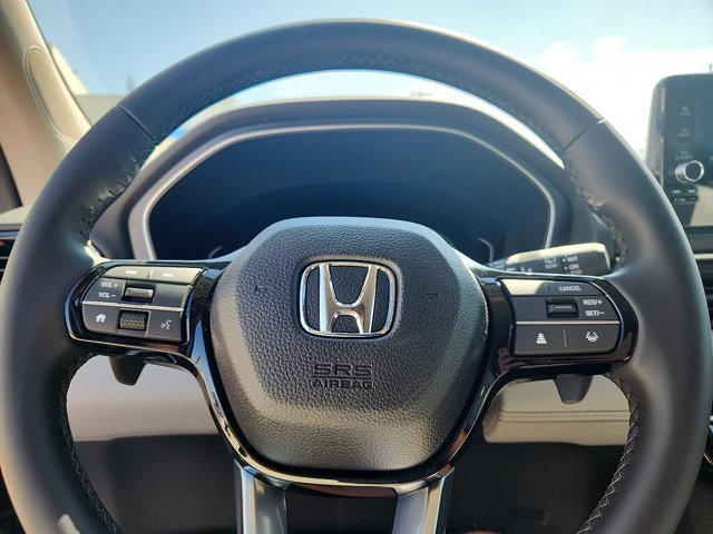 new 2025 Honda Pilot car, priced at $44,815