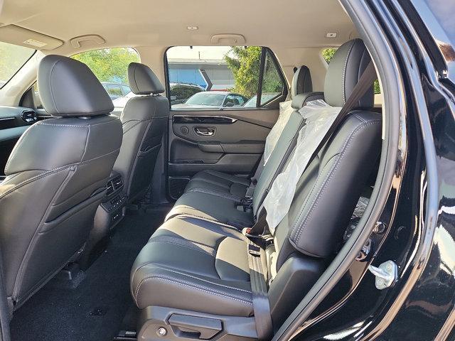 new 2025 Honda Pilot car, priced at $44,268