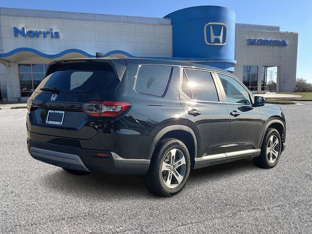 new 2025 Honda Pilot car, priced at $44,268