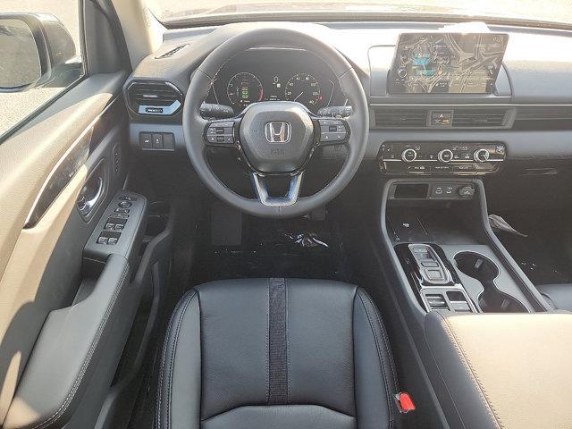 new 2025 Honda Pilot car, priced at $44,268