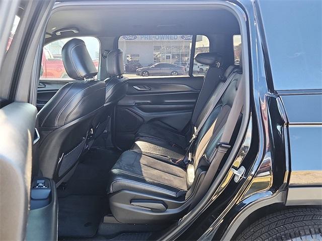 used 2024 Jeep Grand Cherokee L car, priced at $28,787