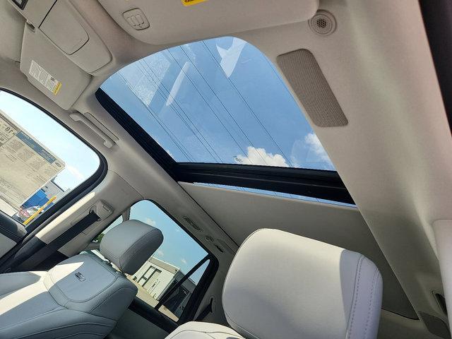 new 2025 Ford Expedition car, priced at $77,995