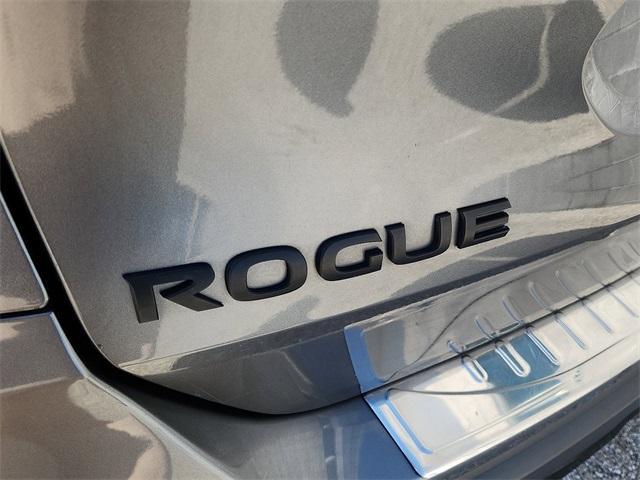 used 2018 Nissan Rogue car, priced at $14,187