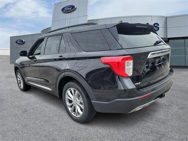 new 2024 Ford Explorer car, priced at $44,300