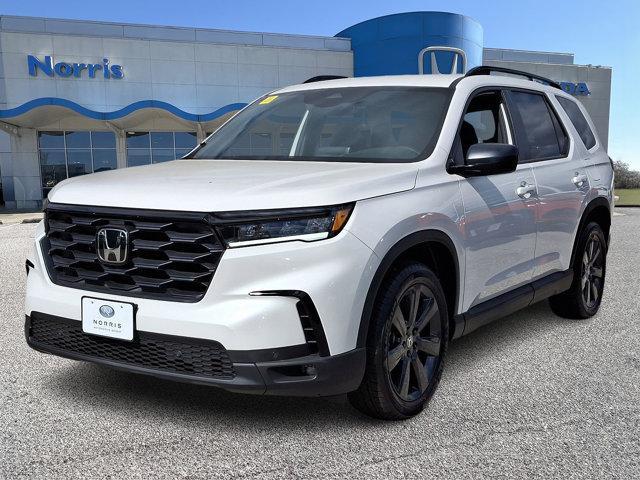 new 2025 Honda Pilot car, priced at $42,134