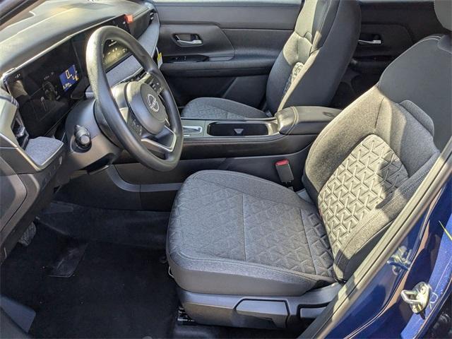 new 2025 Nissan Kicks car, priced at $27,044
