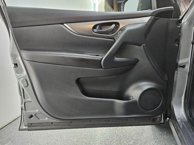 used 2022 Nissan Rogue Sport car, priced at $19,999
