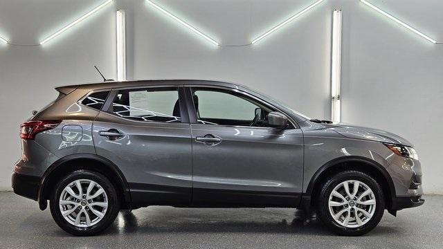 used 2022 Nissan Rogue Sport car, priced at $19,999