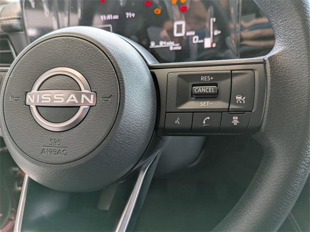 new 2025 Nissan Kicks car, priced at $27,107