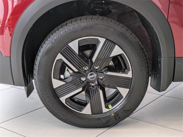 new 2025 Nissan Kicks car, priced at $27,107