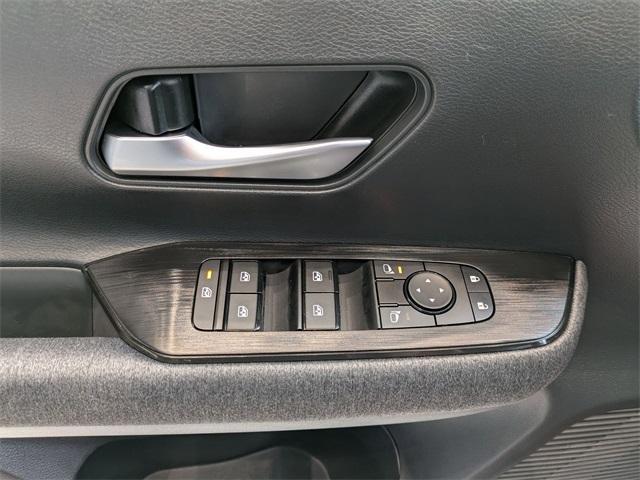 new 2025 Nissan Kicks car, priced at $27,107