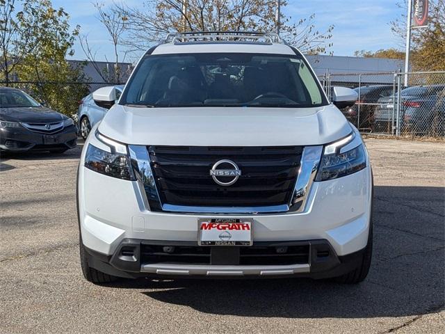 new 2025 Nissan Pathfinder car, priced at $47,799