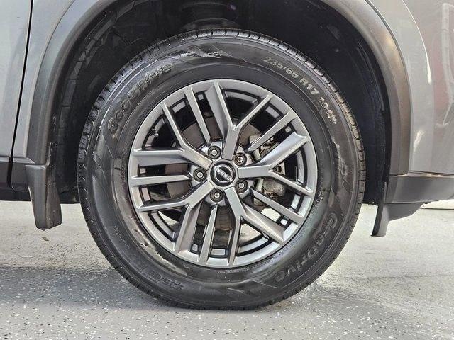 used 2023 Nissan Rogue car, priced at $22,999