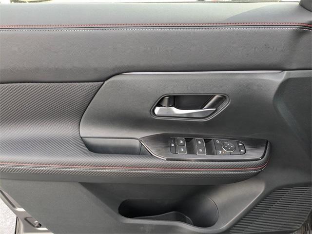 new 2025 Nissan Kicks car, priced at $28,814