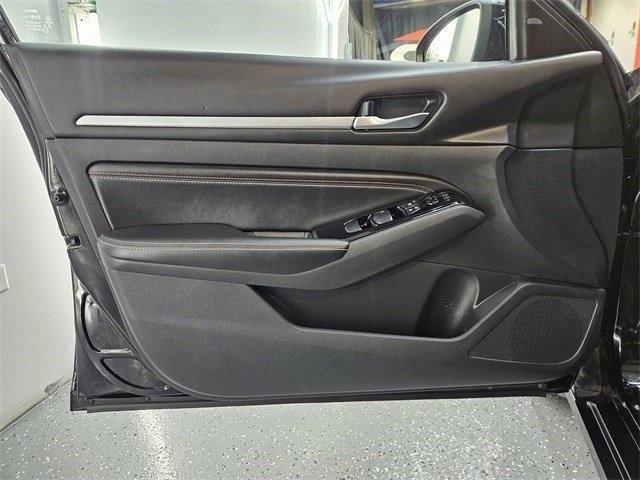 used 2023 Nissan Altima car, priced at $23,944