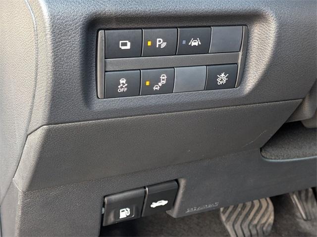 new 2025 Nissan Kicks Play car, priced at $20,530