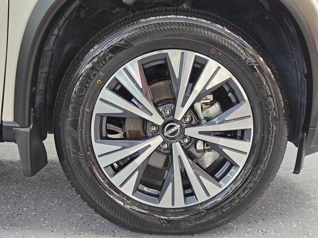 used 2023 Nissan Rogue car, priced at $22,999