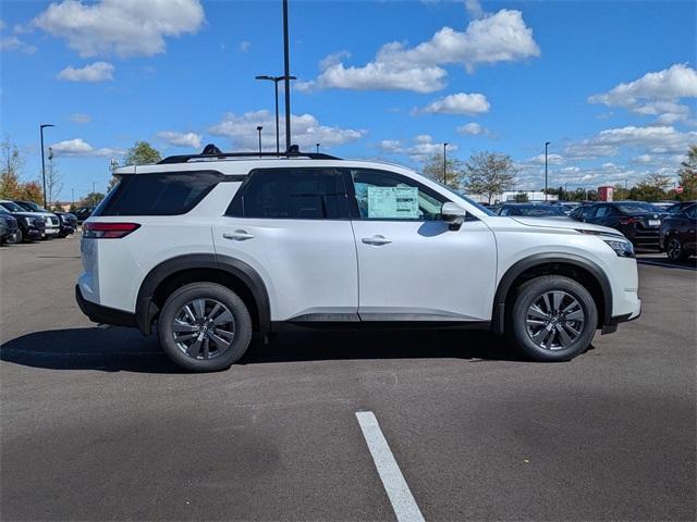new 2025 Nissan Pathfinder car, priced at $36,211