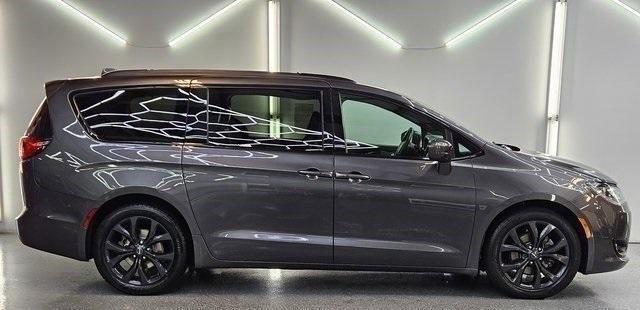 used 2020 Chrysler Pacifica car, priced at $17,994