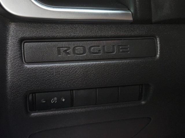 used 2022 Nissan Rogue car, priced at $22,794