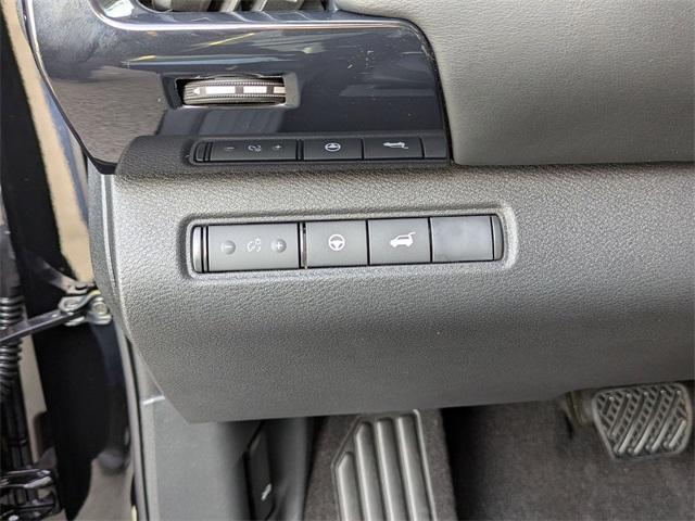 new 2025 Nissan Pathfinder car, priced at $35,516
