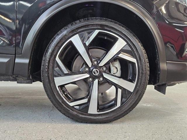 used 2022 Nissan Rogue Sport car, priced at $23,938