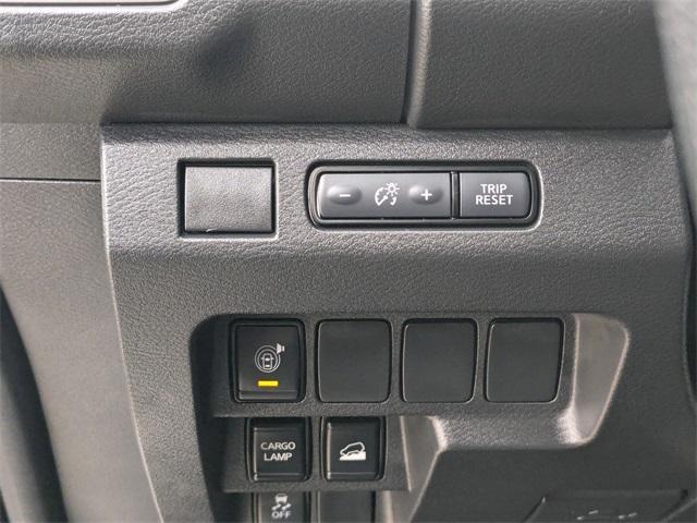 new 2025 Nissan Frontier car, priced at $34,102