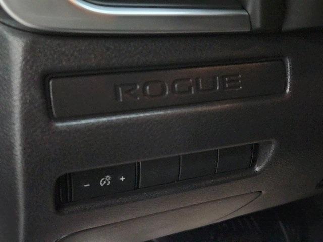 used 2021 Nissan Rogue car