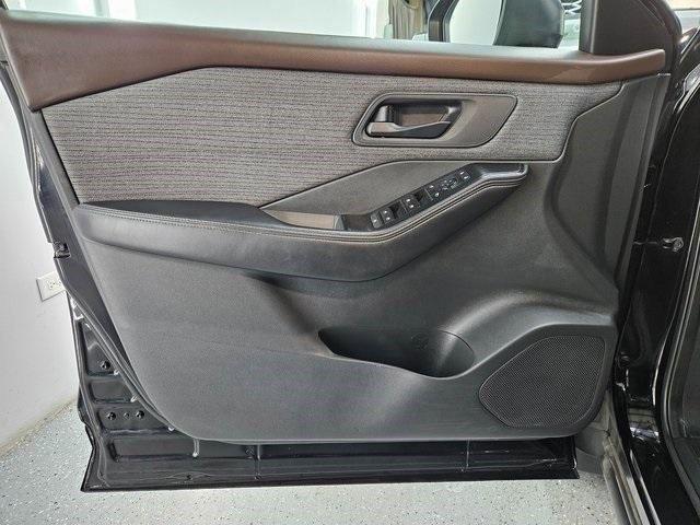 used 2021 Nissan Rogue car, priced at $18,496
