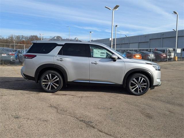 new 2025 Nissan Pathfinder car, priced at $48,133