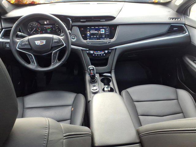used 2022 Cadillac XT5 car, priced at $32,492