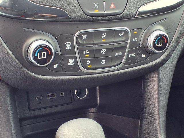 used 2022 Chevrolet Equinox car, priced at $25,159