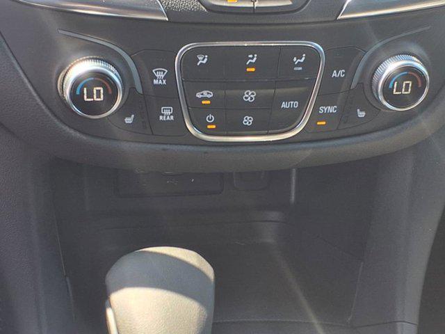 used 2022 Chevrolet Equinox car, priced at $23,315