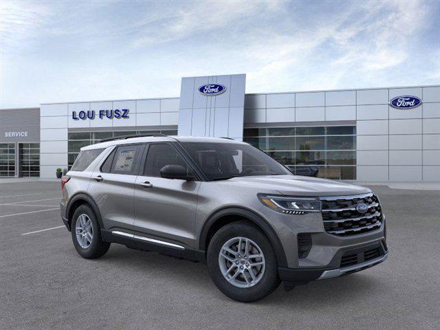new 2025 Ford Explorer car, priced at $39,845