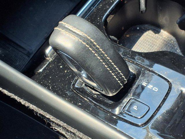 used 2021 Volvo XC40 car, priced at $26,268