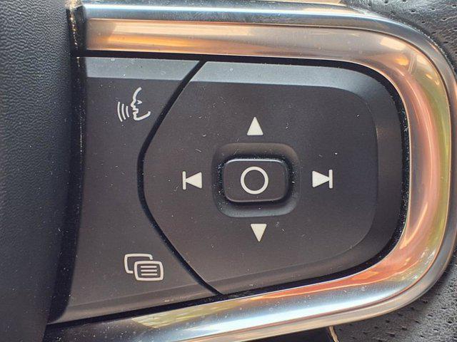 used 2021 Volvo XC40 car, priced at $26,268