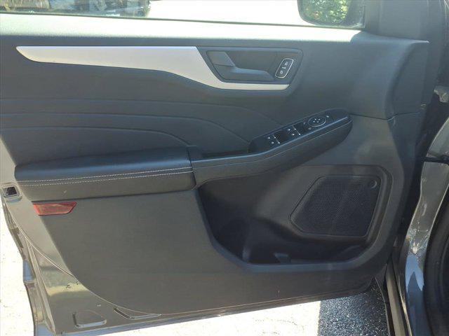 used 2022 Ford Escape car, priced at $23,126