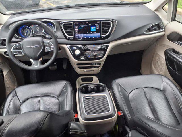 used 2022 Chrysler Pacifica car, priced at $20,956