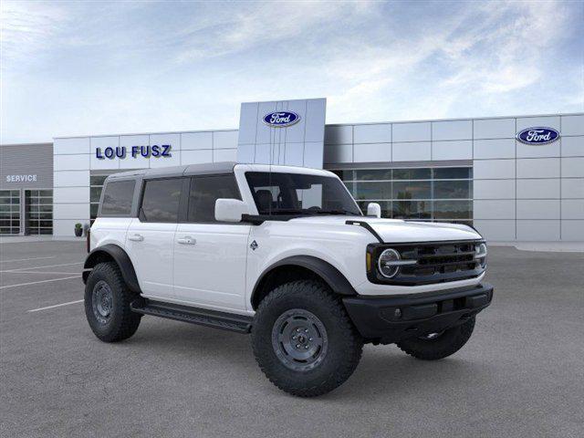 new 2025 Ford Bronco car, priced at $57,404