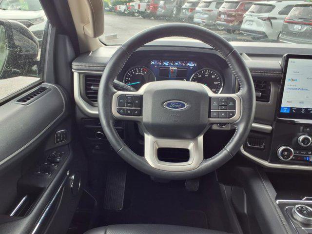 used 2024 Ford Expedition car, priced at $49,862