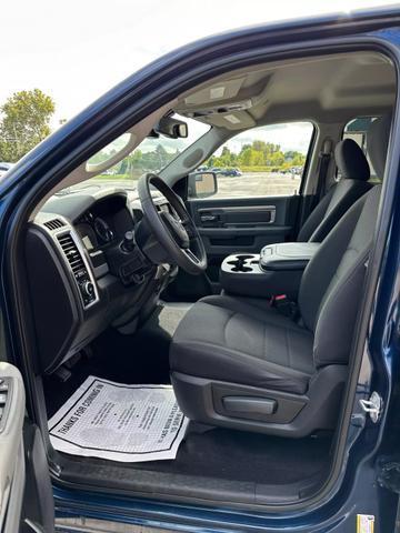 used 2019 Ram 1500 Classic car, priced at $25,555