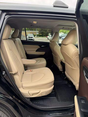 used 2020 Toyota Highlander car, priced at $29,777