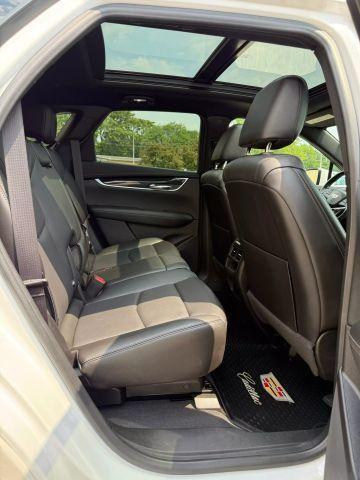 used 2022 Cadillac XT5 car, priced at $29,818