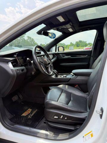 used 2022 Cadillac XT5 car, priced at $29,818