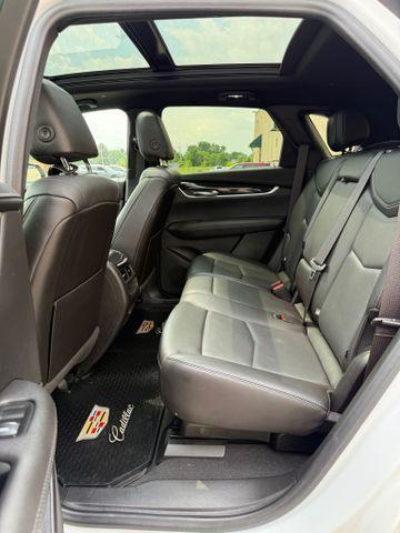 used 2022 Cadillac XT5 car, priced at $29,818