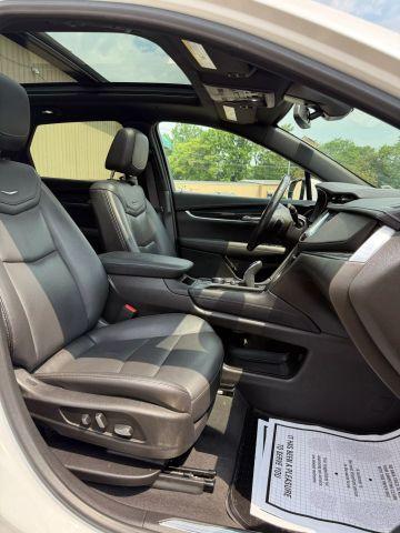 used 2022 Cadillac XT5 car, priced at $29,818