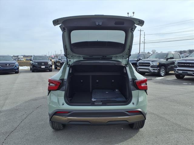 new 2025 Chevrolet Trax car, priced at $26,190