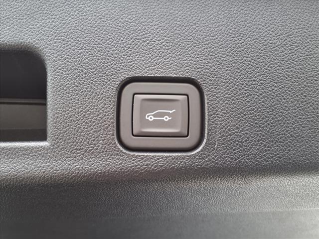new 2025 Chevrolet Traverse car, priced at $46,595